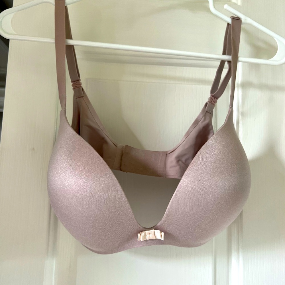 Victoria’s Secret push up bra like new